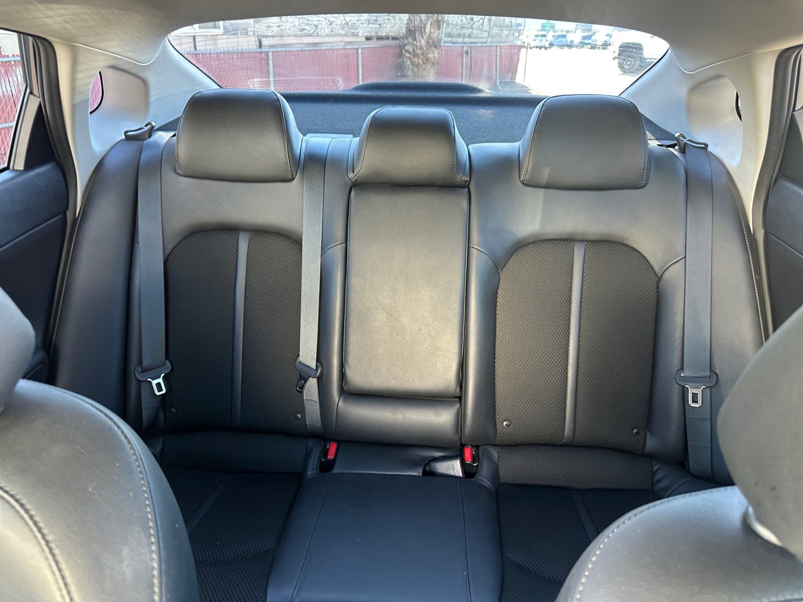 Used 2020 Kia Optima S image 24