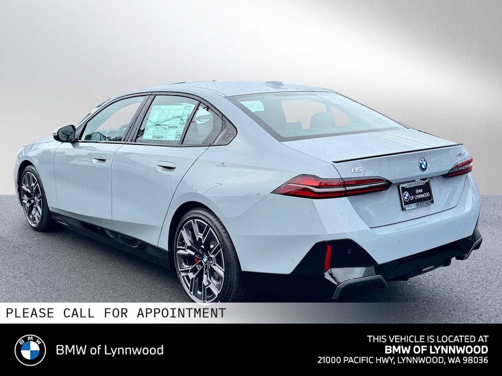 New 2026 BMW i5 eDrive40 w/ M Sport Package AWD/4WD image 5