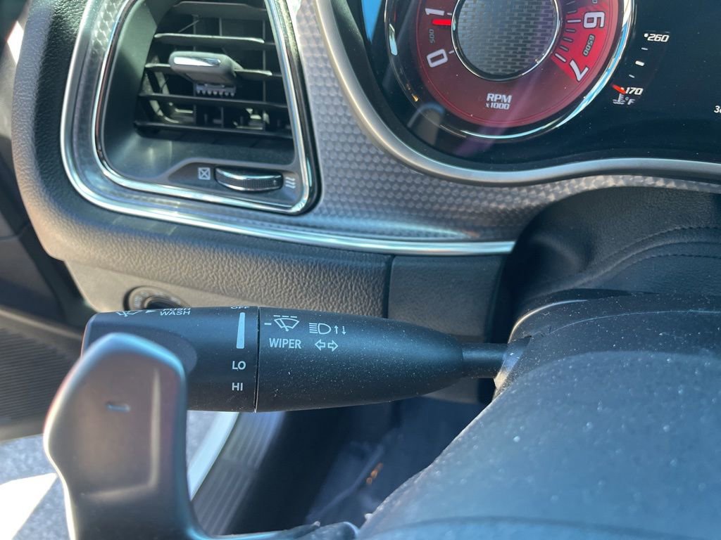 Used 2016 Dodge Challenger SRT Hellcat RWD image 15