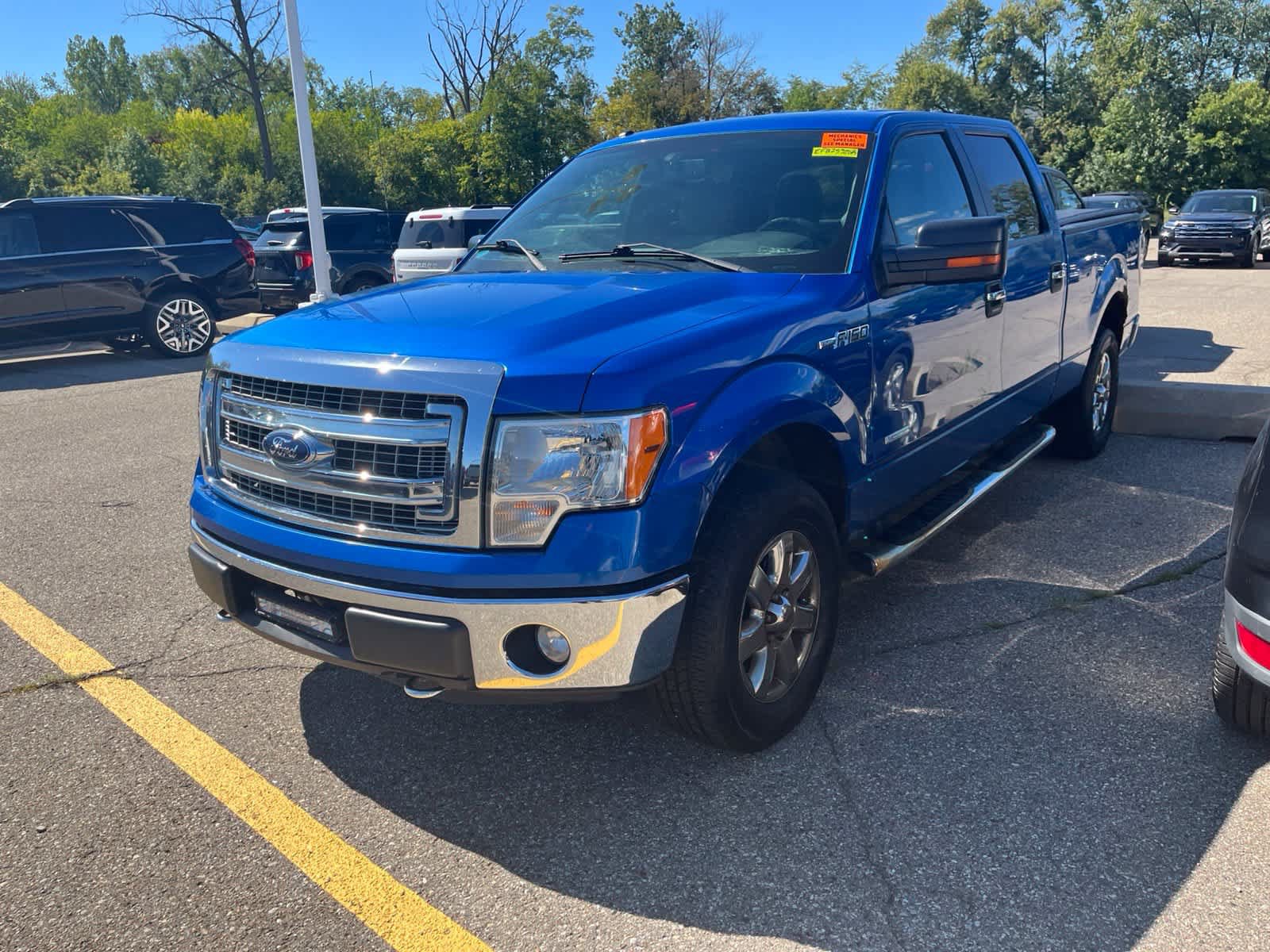Used 2014 Ford F150 XLT w/ Equipment Group 302A Luxury AWD/4WD image 2