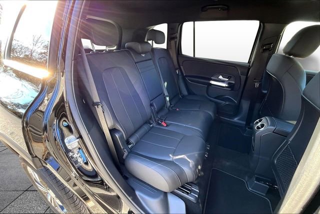 Used 2025 Mercedes-Benz GLB 250 4MATIC image 28