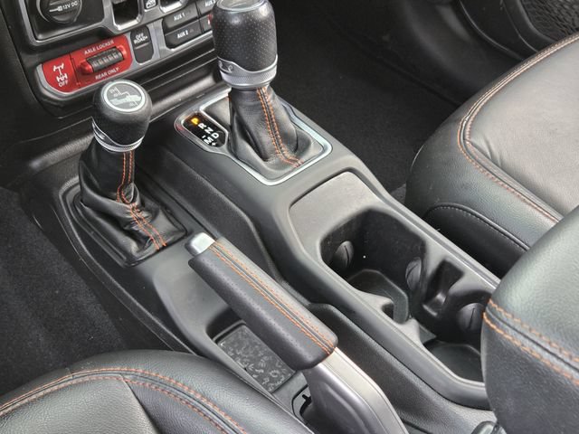 Used 2022 Jeep Gladiator Mojave w/ LED Lighting Group AWD/4WD image 19