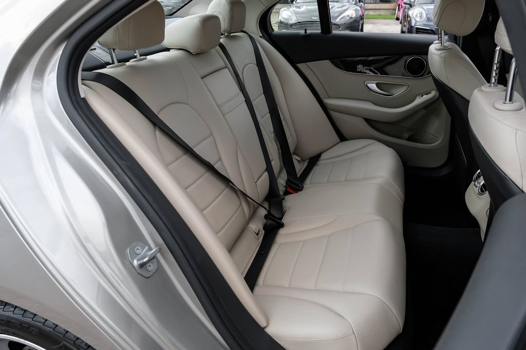 Used 2019 Mercedes-Benz C 300 Sedan image 33