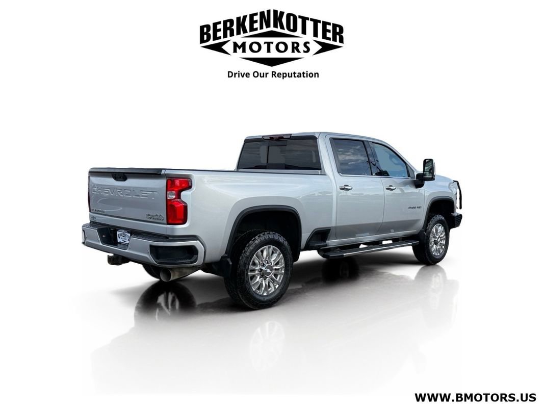 Used 2020 Chevrolet Silverado 3500 High Country w/ LPO, Hitch Package AWD/4WD image 3