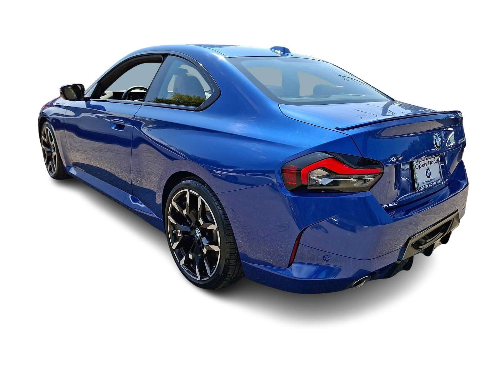Used 2026 BMW 230i xDrive Coupe w/ M Sport Package AWD/4WD image 4