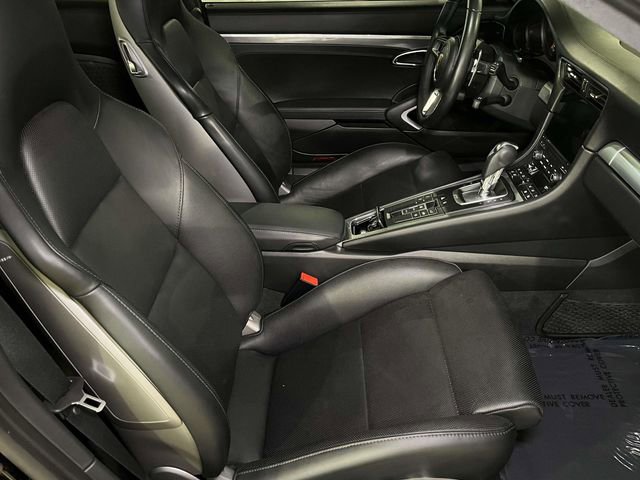 Certified 2017 Porsche 911 Carrera 4S image 22