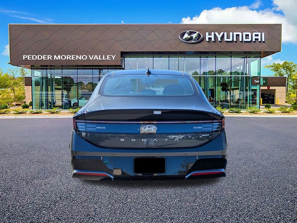 New 2025 Hyundai Sonata Limited image 5