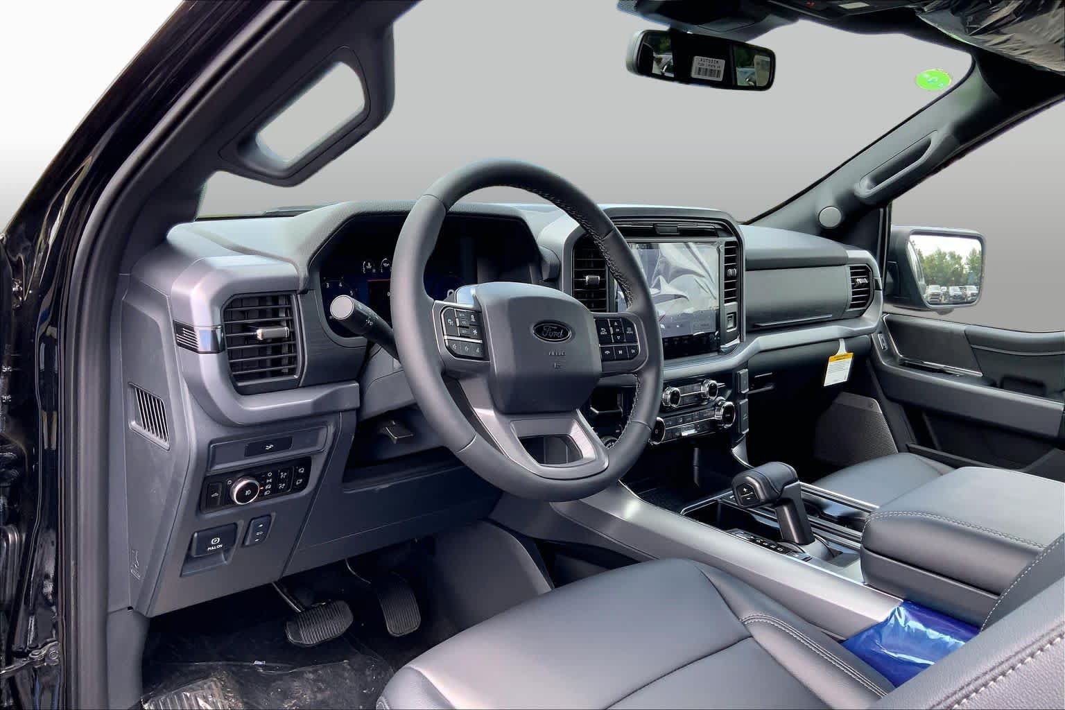New 2026 Ford F150 XLT w/ Equipment Group 303A High AWD/4WD image 8