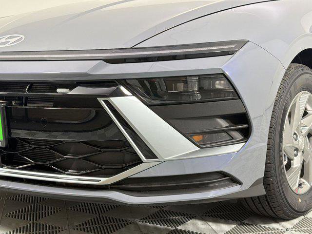 New 2026 Hyundai Sonata SE FWD image 10