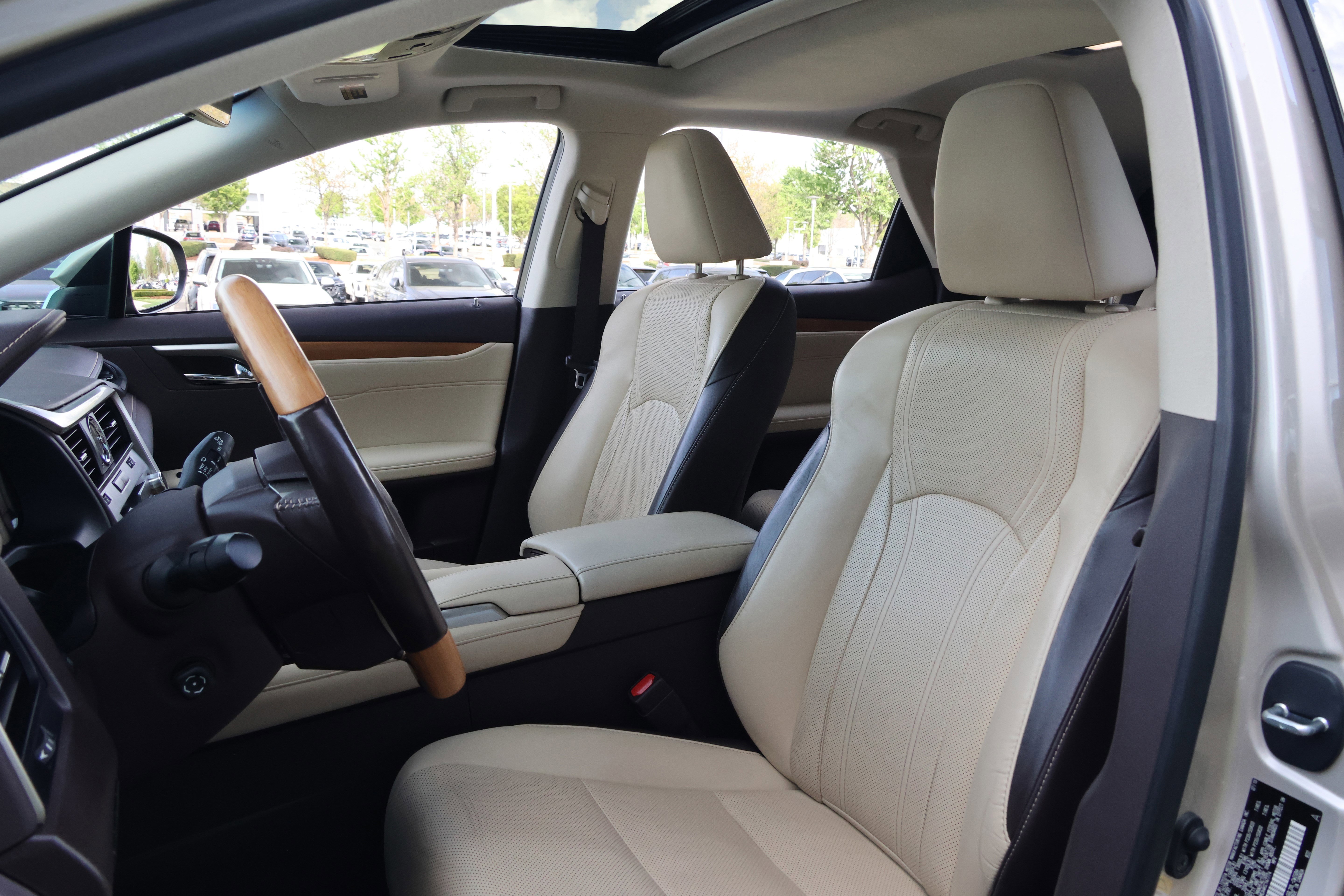 Used 2019 Lexus RX 350 FWD w/ Premium Package image 33