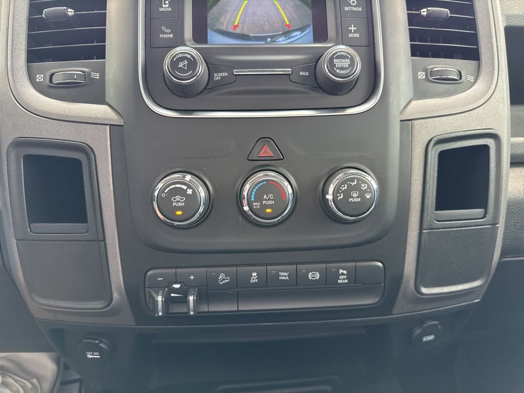 Used 2018 RAM 2500 Tradesman w/ Chrome Appearance Group image 15