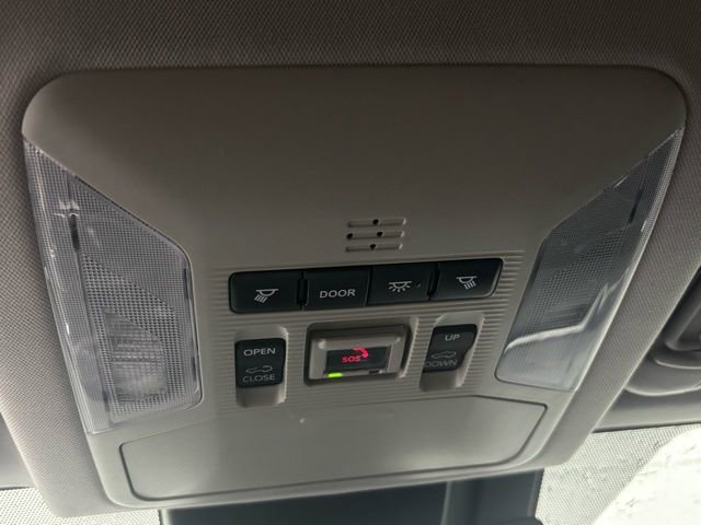 Used 2020 Toyota RAV4 XLE Premium image 32