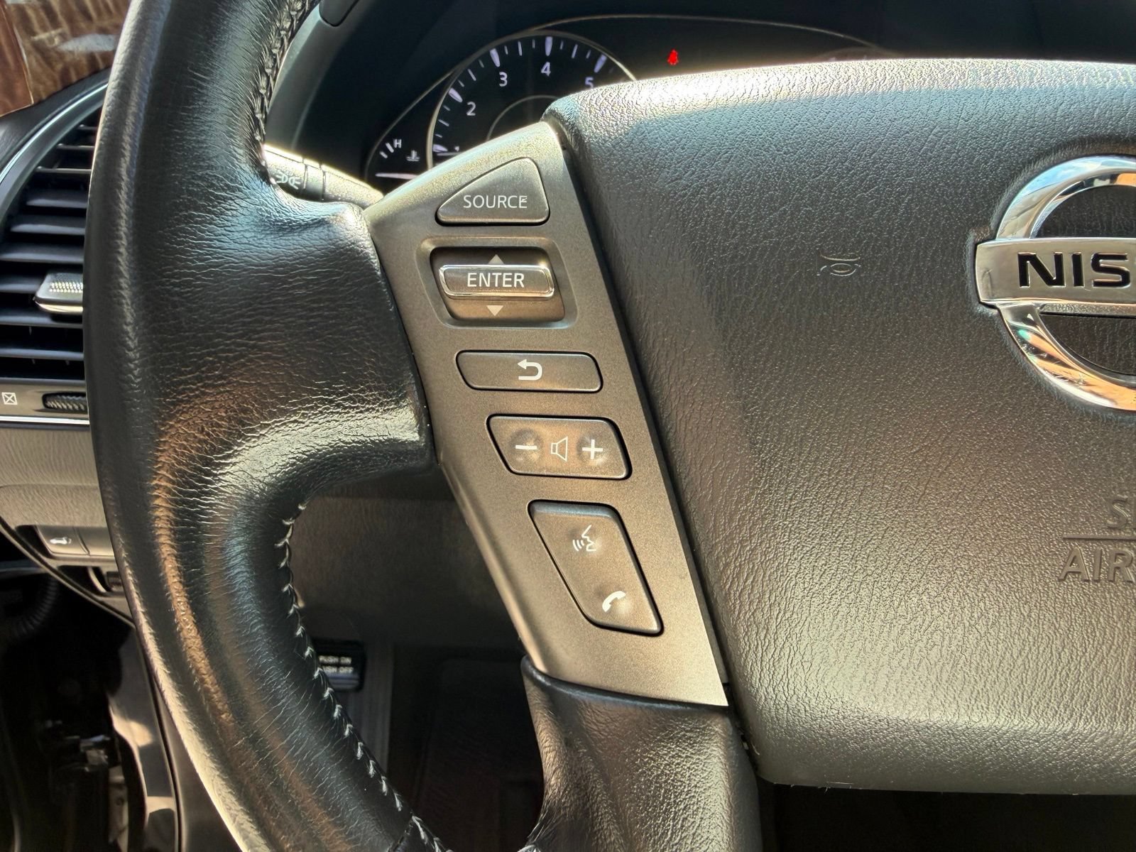 Used 2019 Nissan Armada SV w/ Driver Package AWD/4WD image 16
