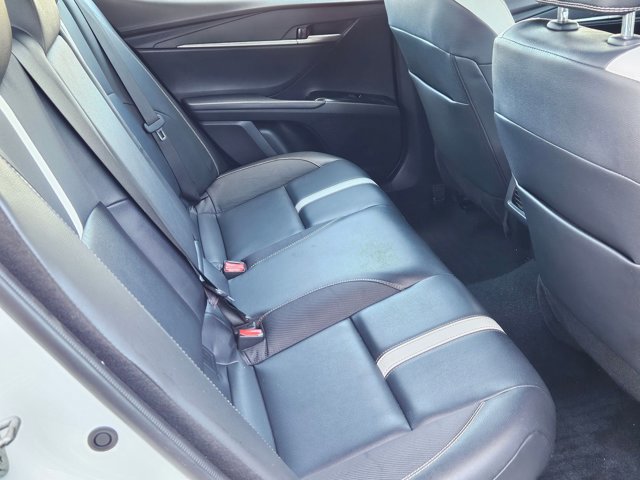 Used 2025 Toyota Camry SE w/ Convenience Package image 19