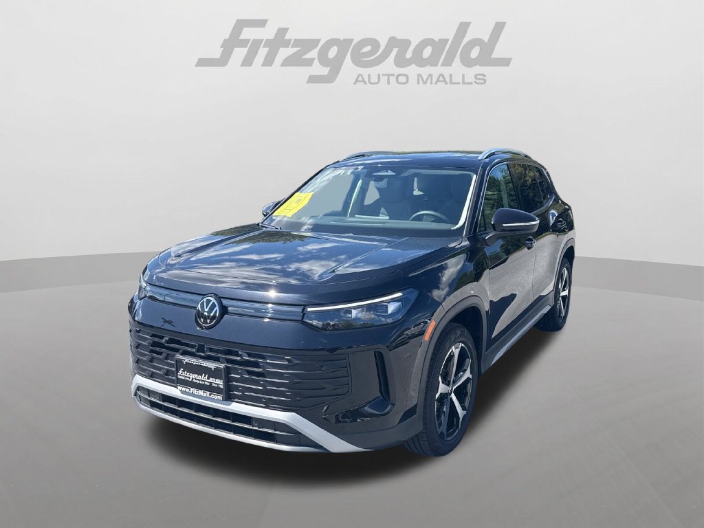 New 2026 Volkswagen Tiguan SE AWD/4WD image 2