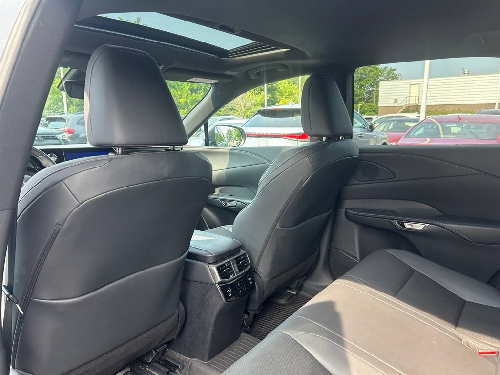 Used 2023 Lexus RX 350 Premium w/ Accessory Package AWD/4WD image 15
