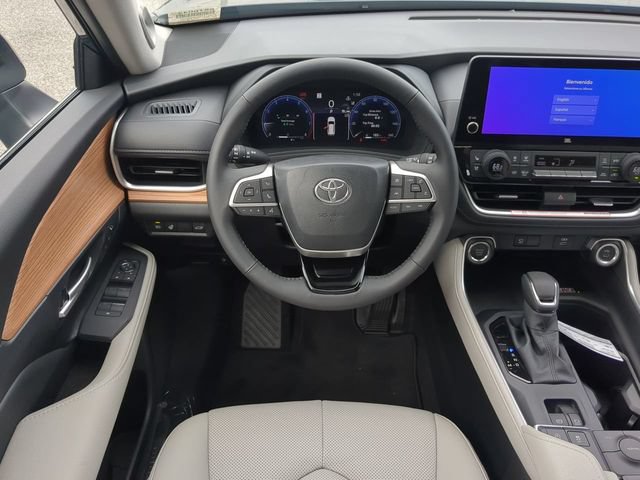 New 2026 Toyota Grand Highlander FWD image 16