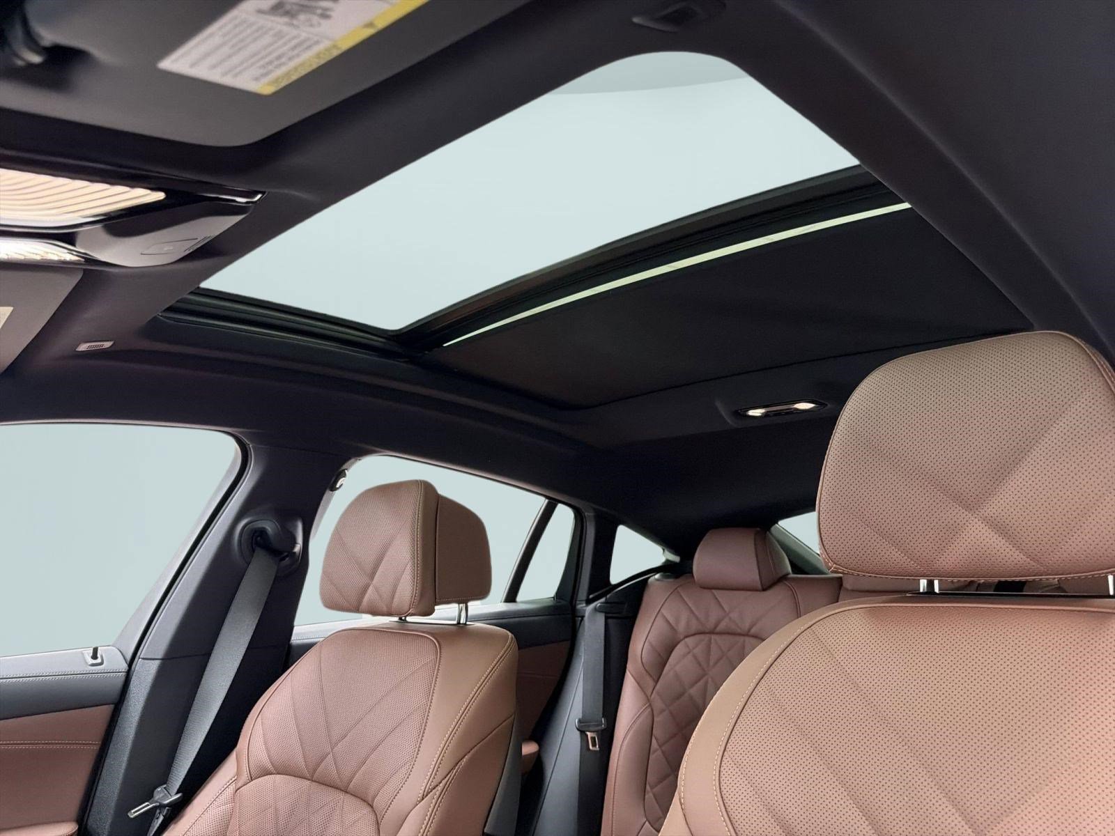 New 2027 BMW X6 xDrive40i AWD/4WD image 15