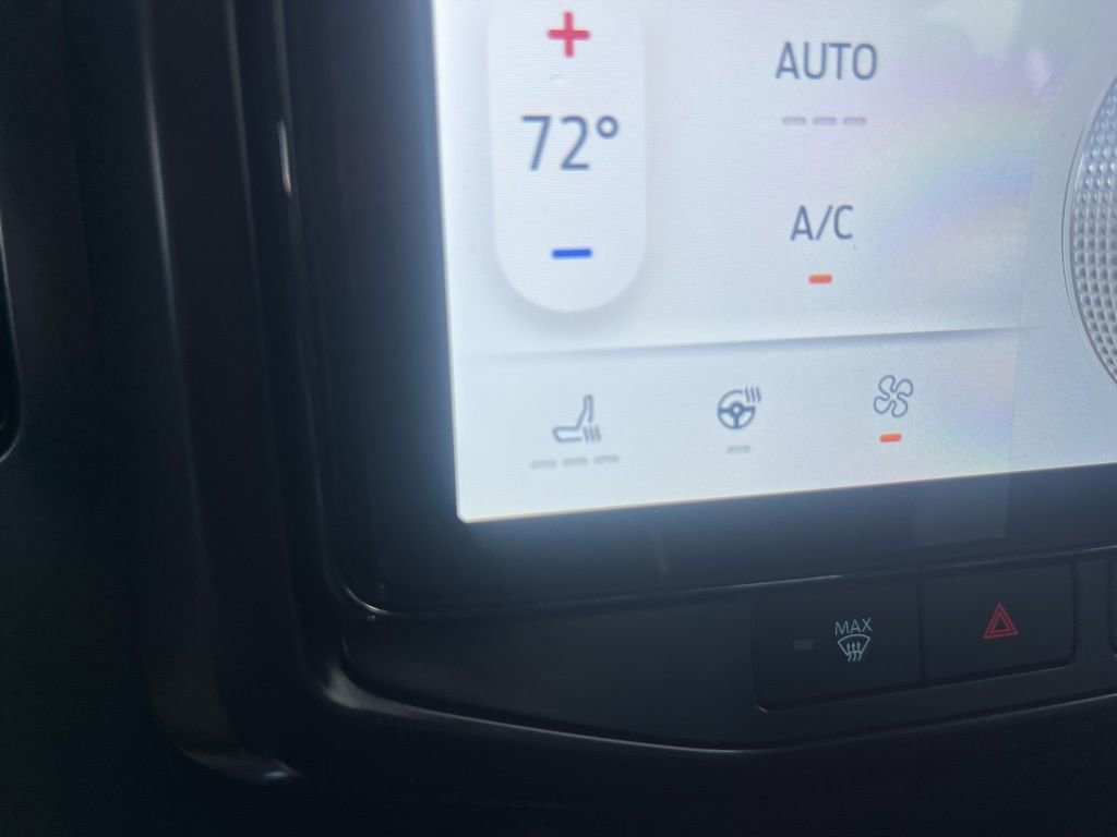 New 2025 Ford F150 Lightning Flash AWD/4WD image 16