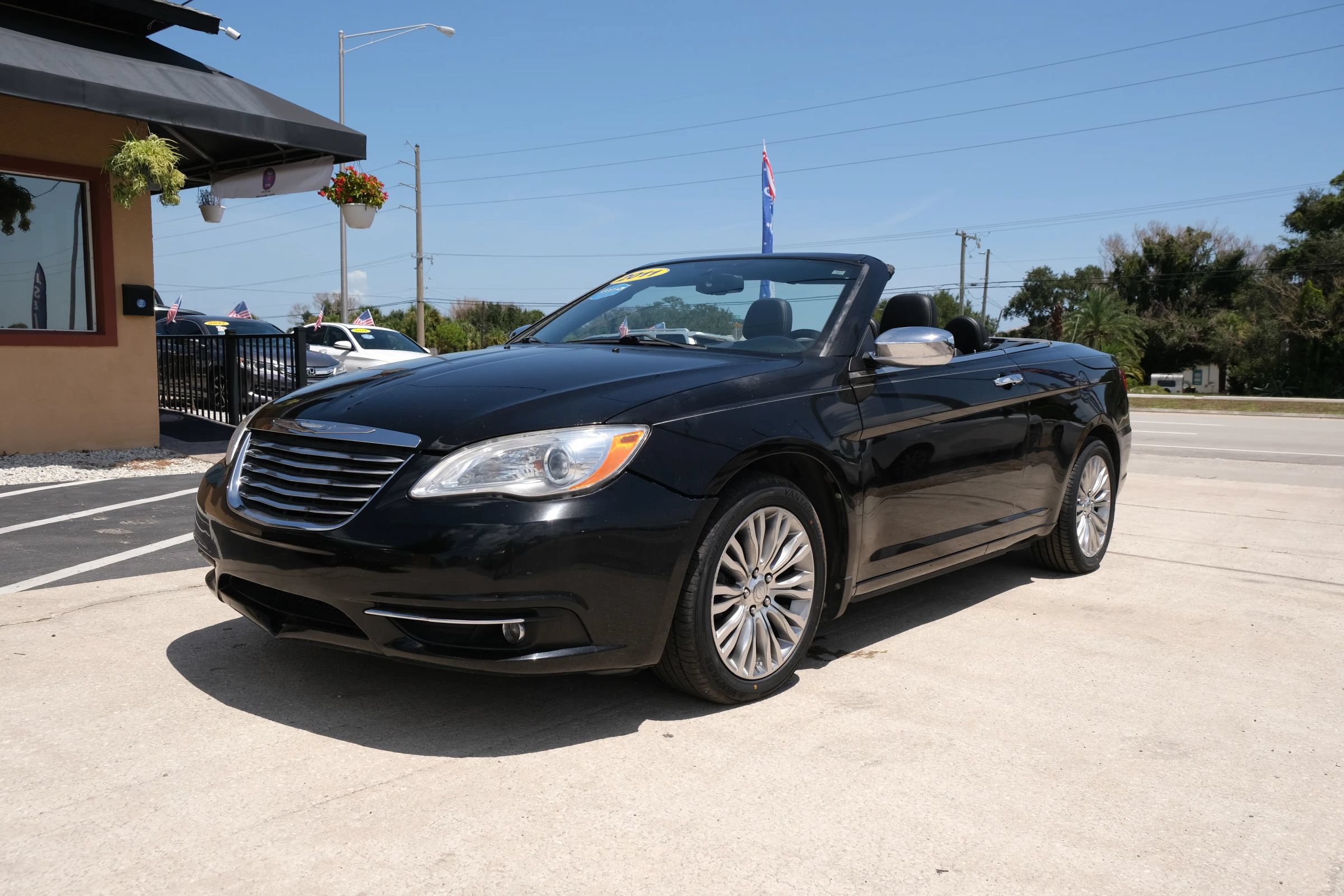 Used 2011 Chrysler 200 Limited FWD image 24
