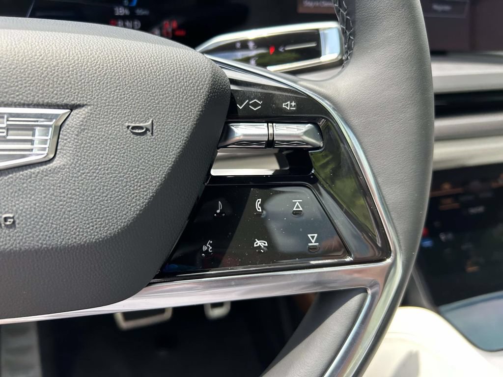 New 2027 Cadillac Vistiq Sport AWD/4WD image 24