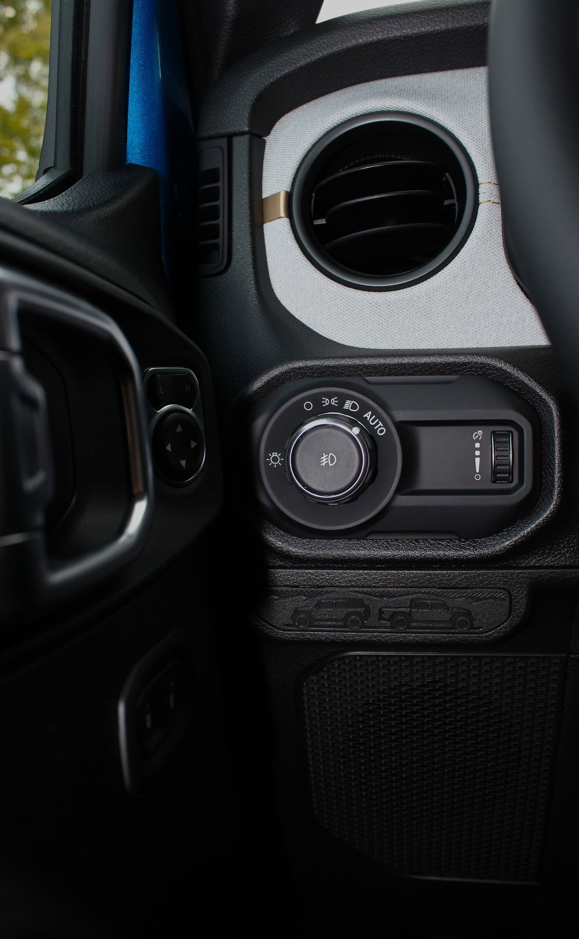 New 2026 Jeep Wrangler Unlimited Sport image 14