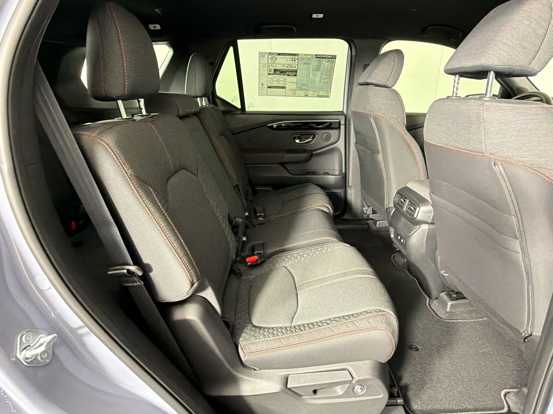 New 2026 Honda Pilot Sport image 29