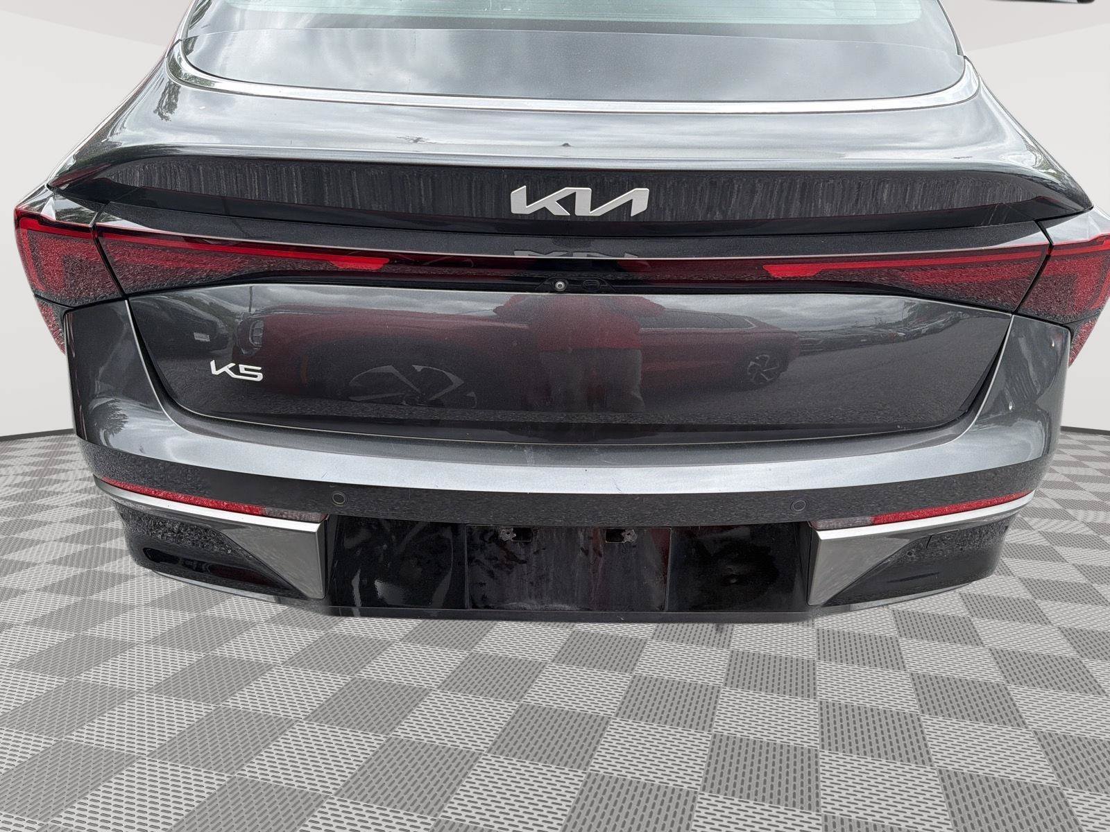 Used 2025 Kia K5 LXS FWD image 5