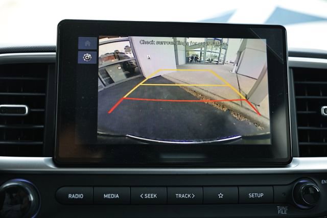 Used 2024 Hyundai Venue SEL image 36