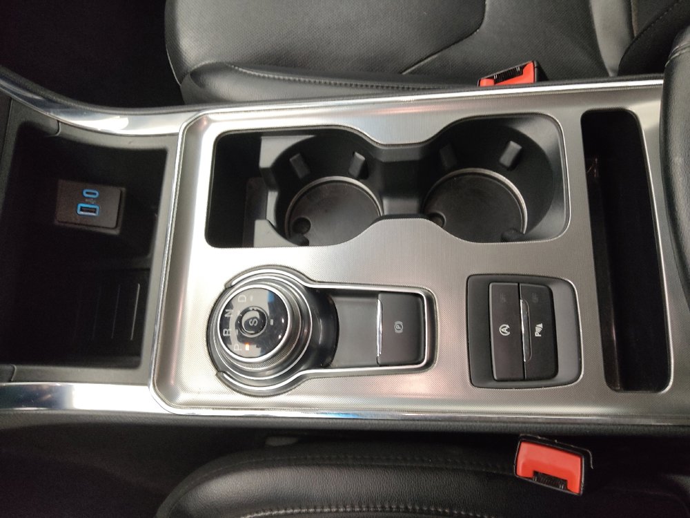 Used 2022 Ford Edge Titanium w/ Equipment Group 301A image 26