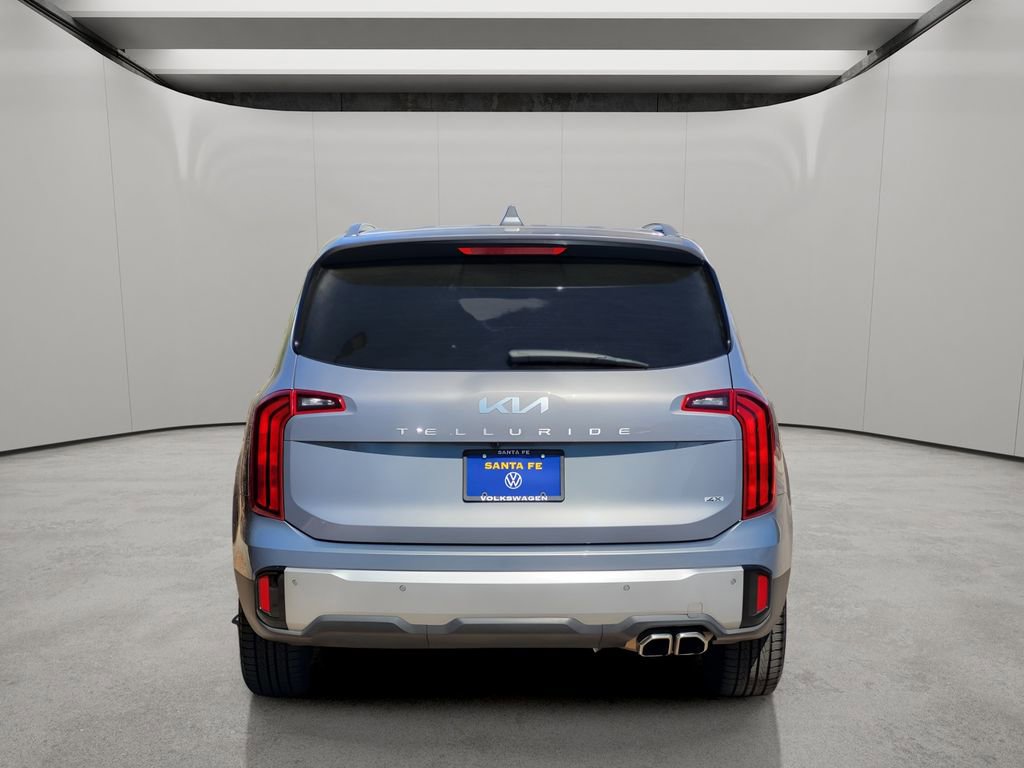 Used 2023 Kia Telluride S AWD/4WD image 2