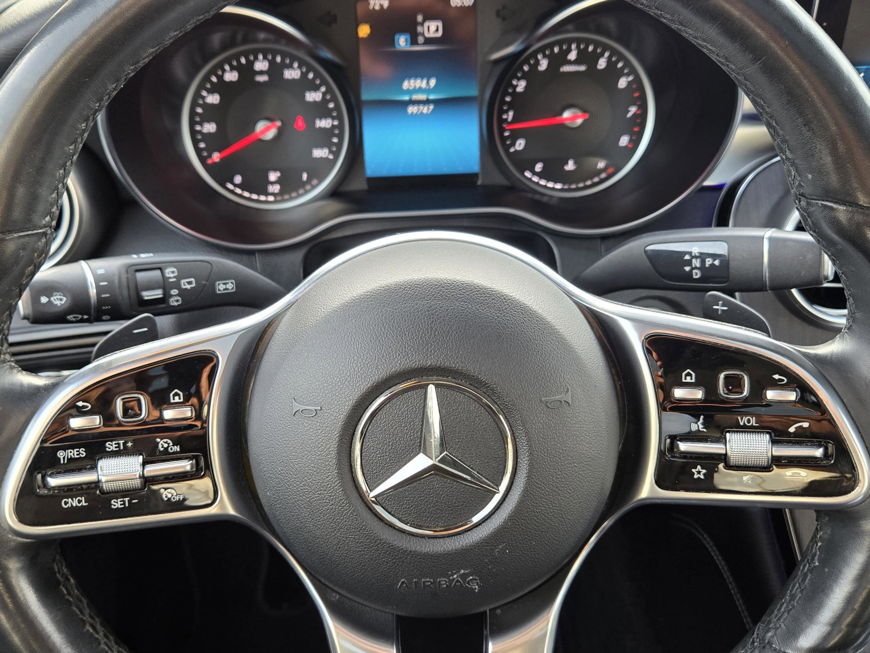 Used 2020 Mercedes-Benz GLC 300 4MATIC image 27