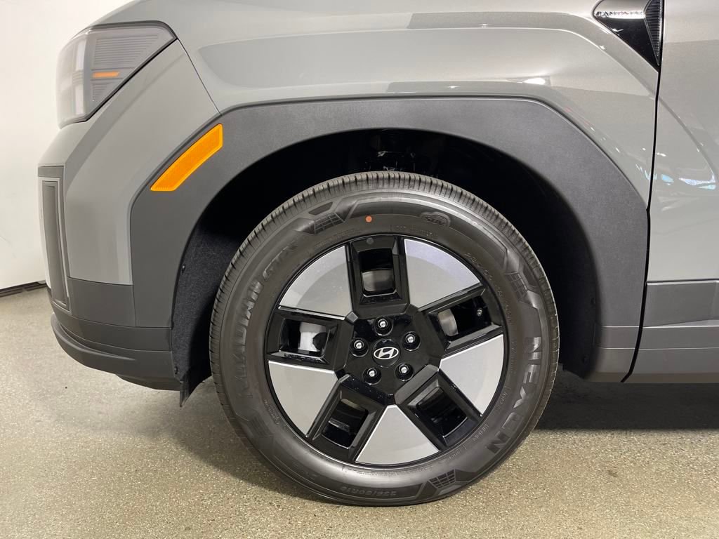 New 2026 Hyundai Santa Fe SE image 9