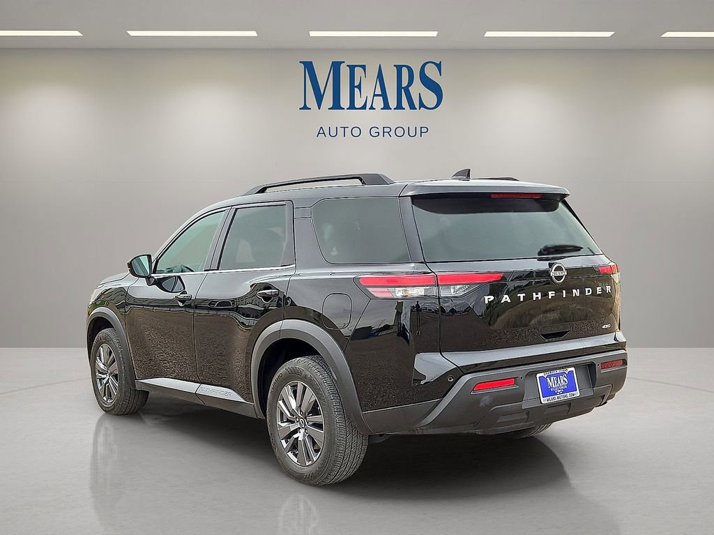 Used 2025 Nissan Pathfinder SV AWD/4WD image 3
