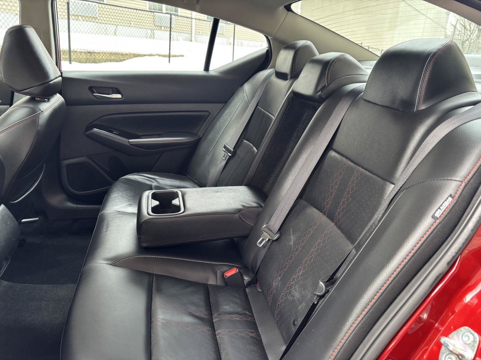 Used 2024 Nissan Altima 2.5 SR w/ SR Premium Package FWD image 22