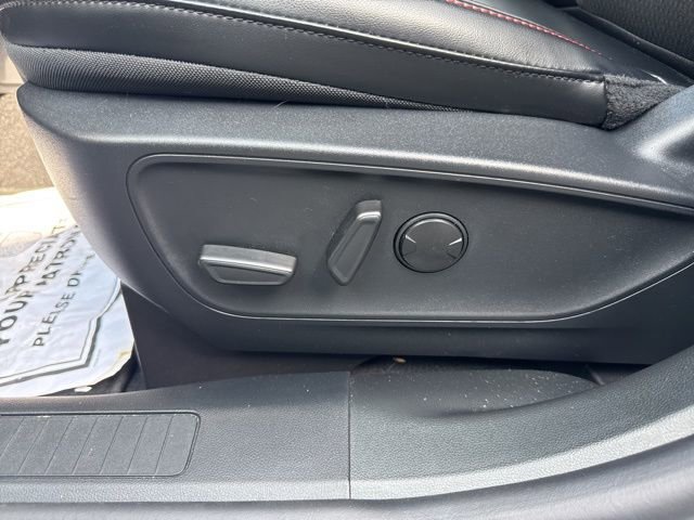 New 2025 Ford Escape ST-Line w/ Equipment Group 301A image 27