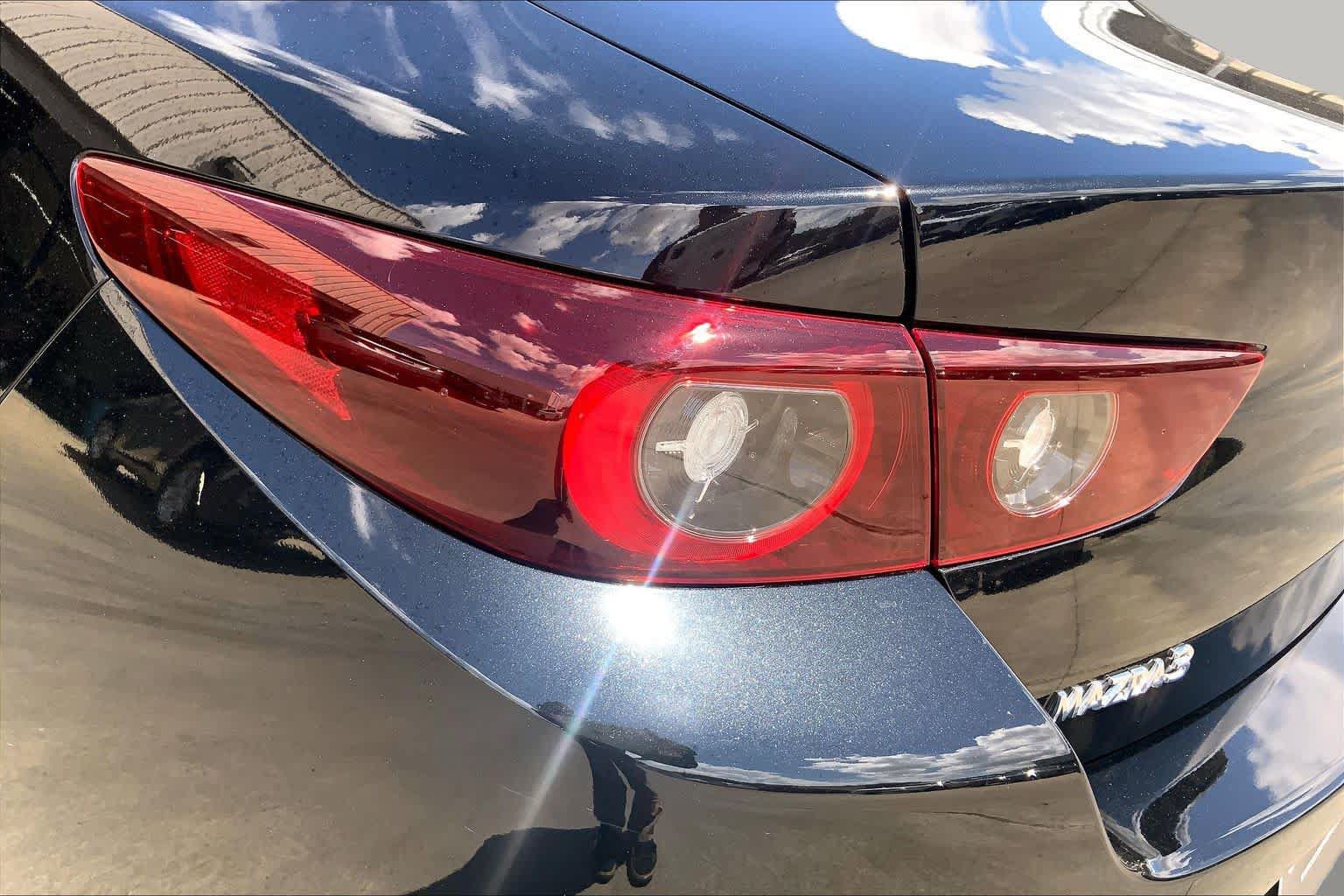 Used 2024 MAZDA MAZDA3 s FWD image 30