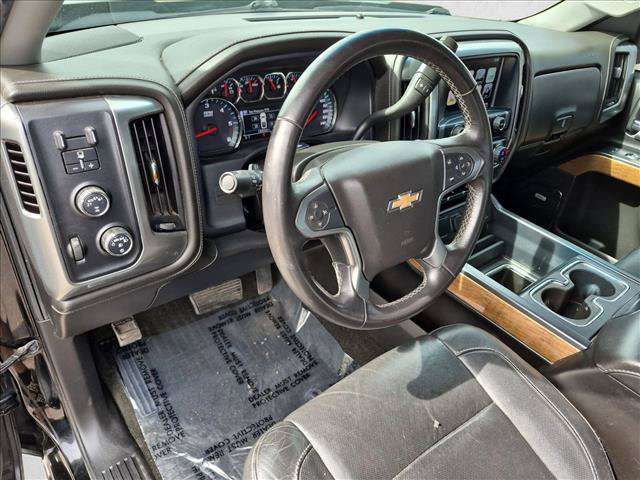 Used 2017 Chevrolet Silverado 1500 LTZ w/ LPO, Street Package AWD/4WD image 9