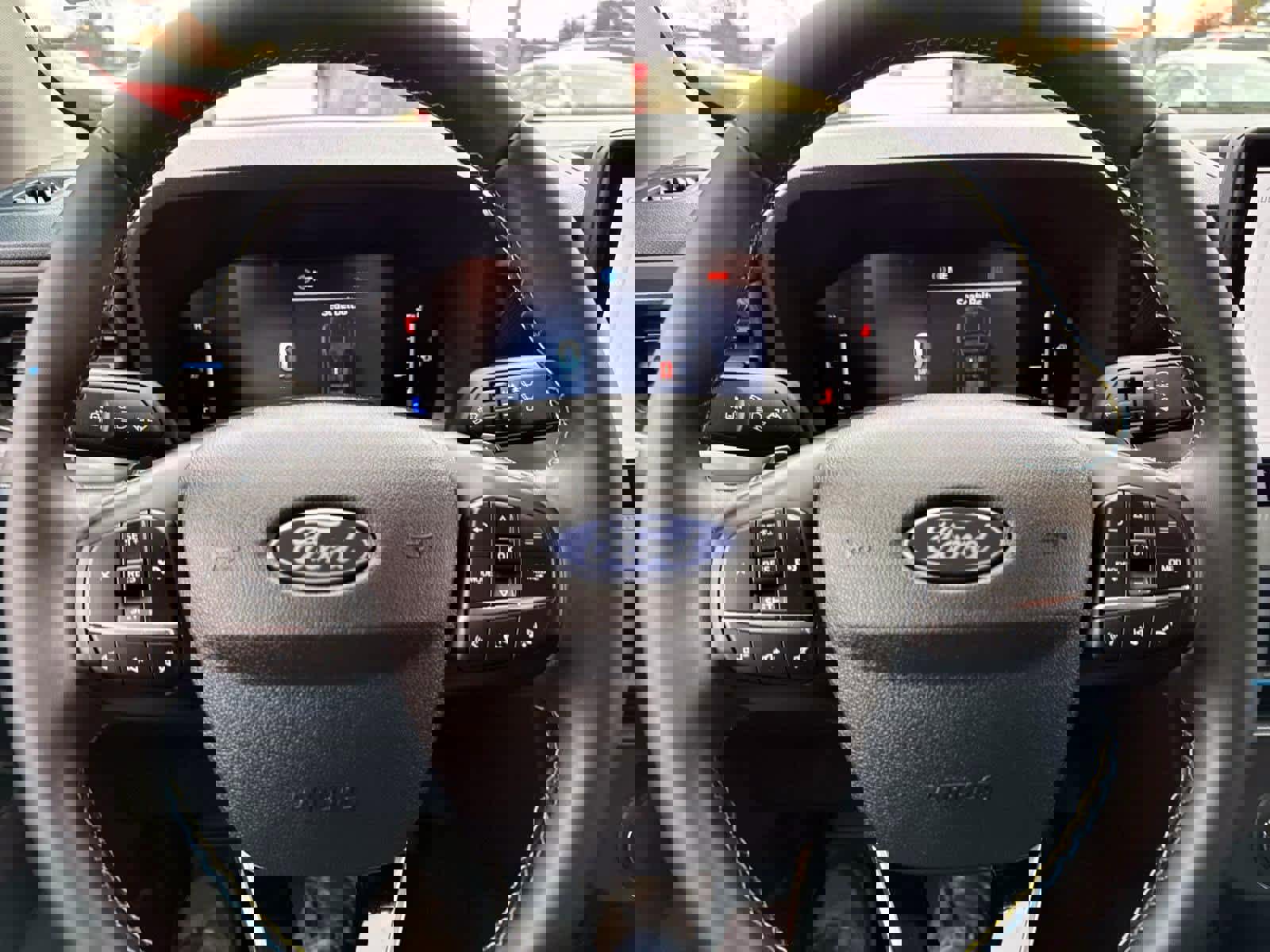 Used 2025 Ford Maverick Lobo image 18