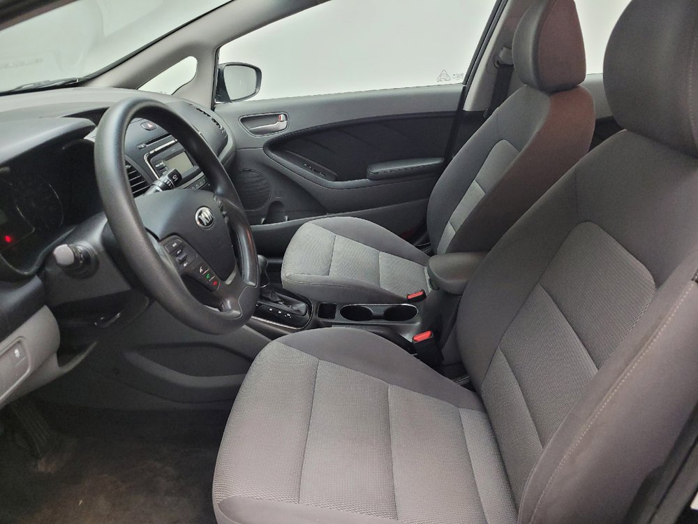Used 2017 Kia Forte LX FWD image 17