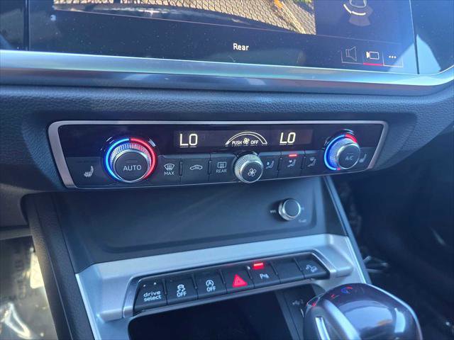 Certified 2024 Audi Q3 2.0T Premium image 31
