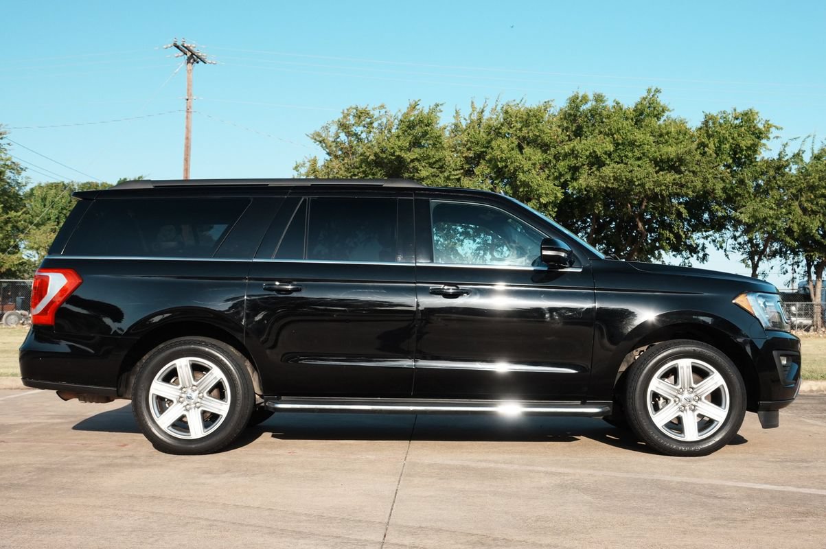 Used 2018 Ford Expedition Max XLT w/ Equipment Group 202A RWD image 13