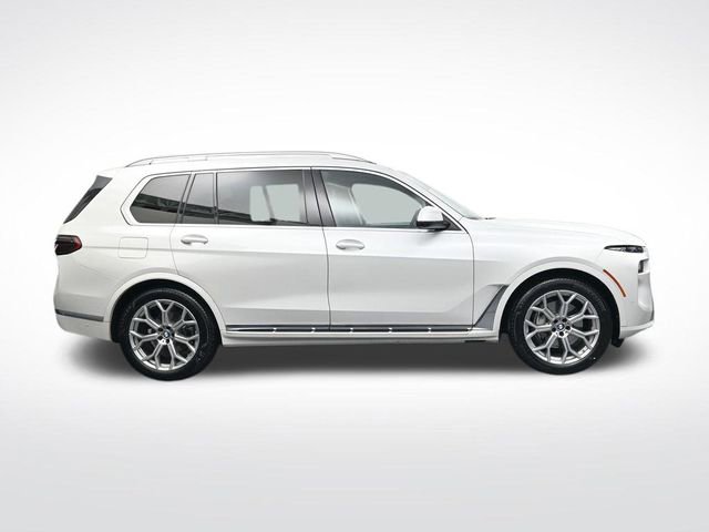 Used 2023 BMW X7 xDrive40i w/ Premium Package image 3