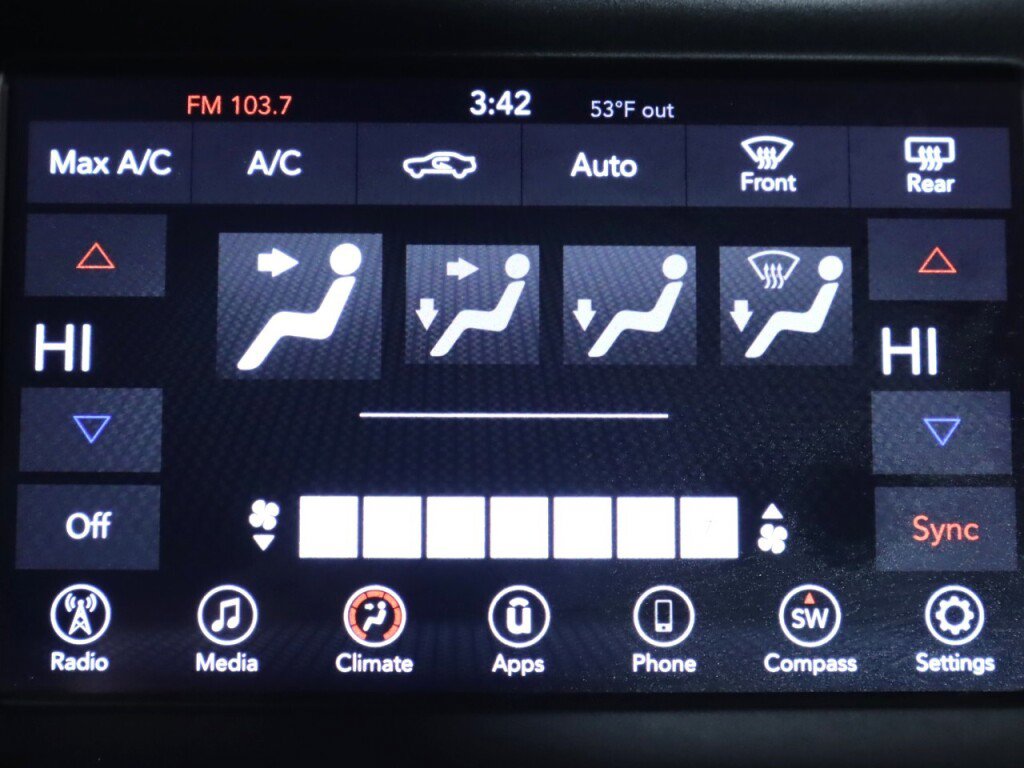 Used 2018 Dodge Challenger SXT image 17