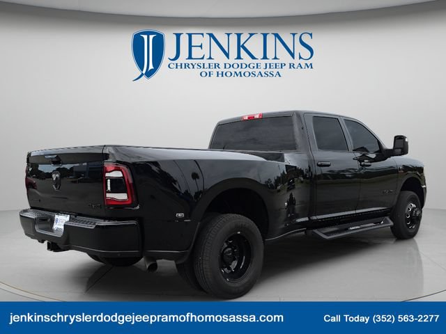 Certified 2024 RAM 3500 Big Horn w/ Night Edition AWD/4WD image 3