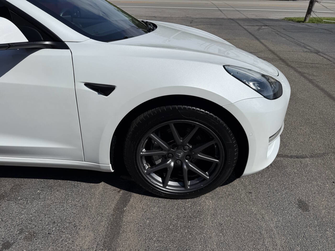 Used 2019 Tesla Model 3 Long Range AWD/4WD image 17