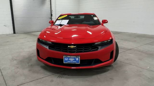 Used 2022 Chevrolet Camaro LT RWD image 6