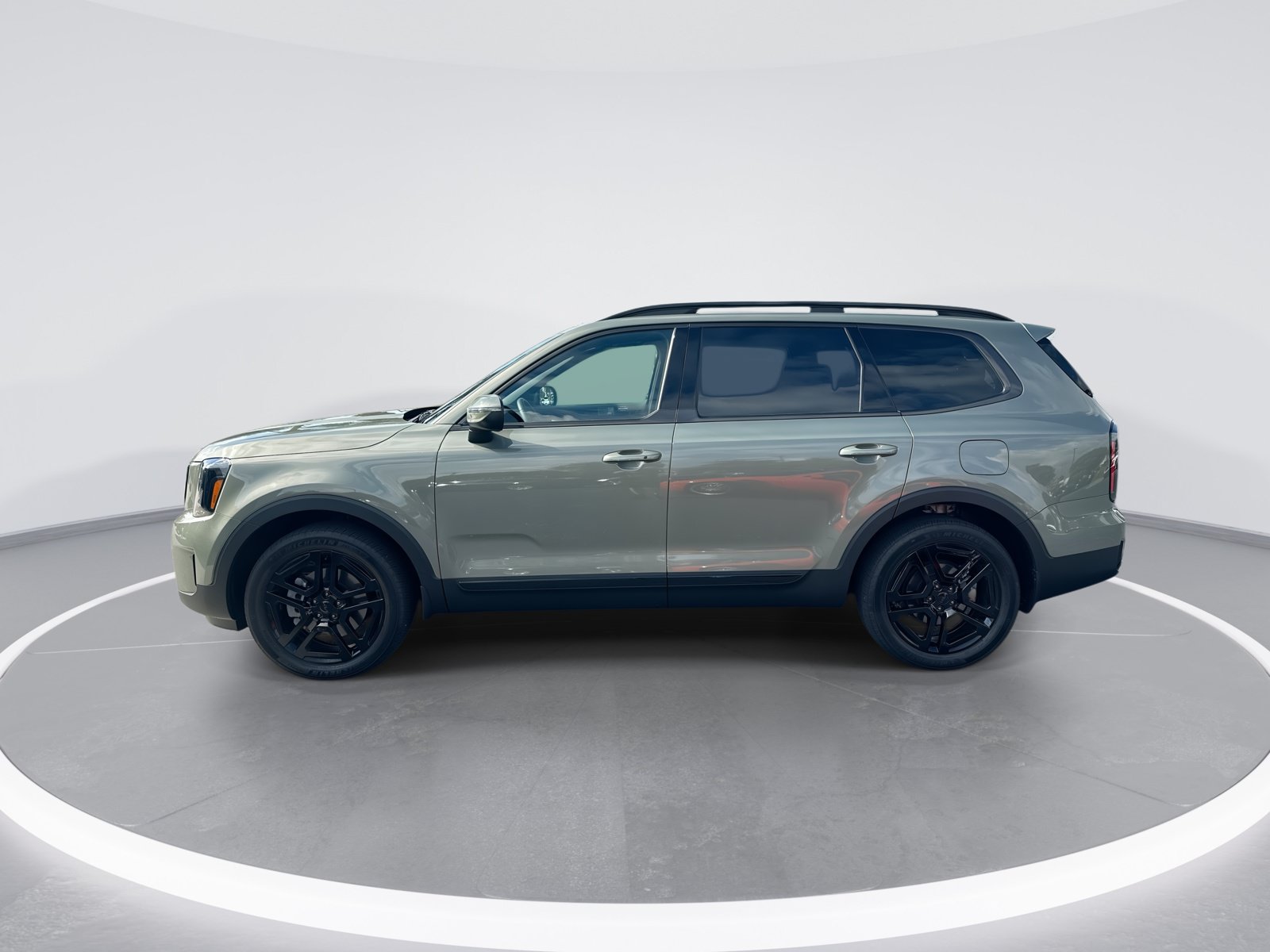 Used 2025 Kia Telluride EX X-Line AWD/4WD image 6