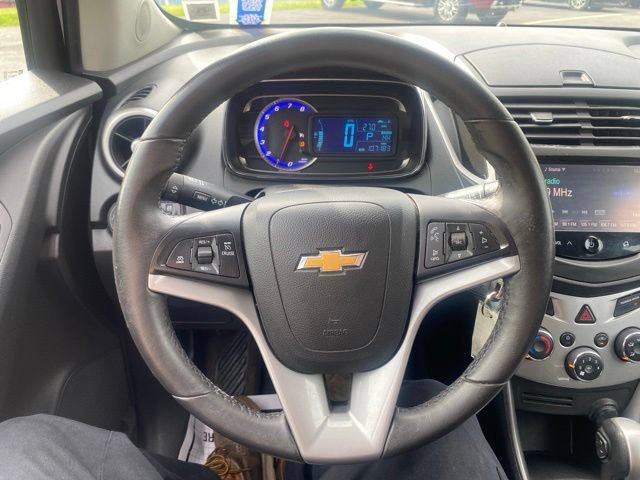 Used 2016 Chevrolet Trax LT w/ LT Convenience Package AWD/4WD image 5