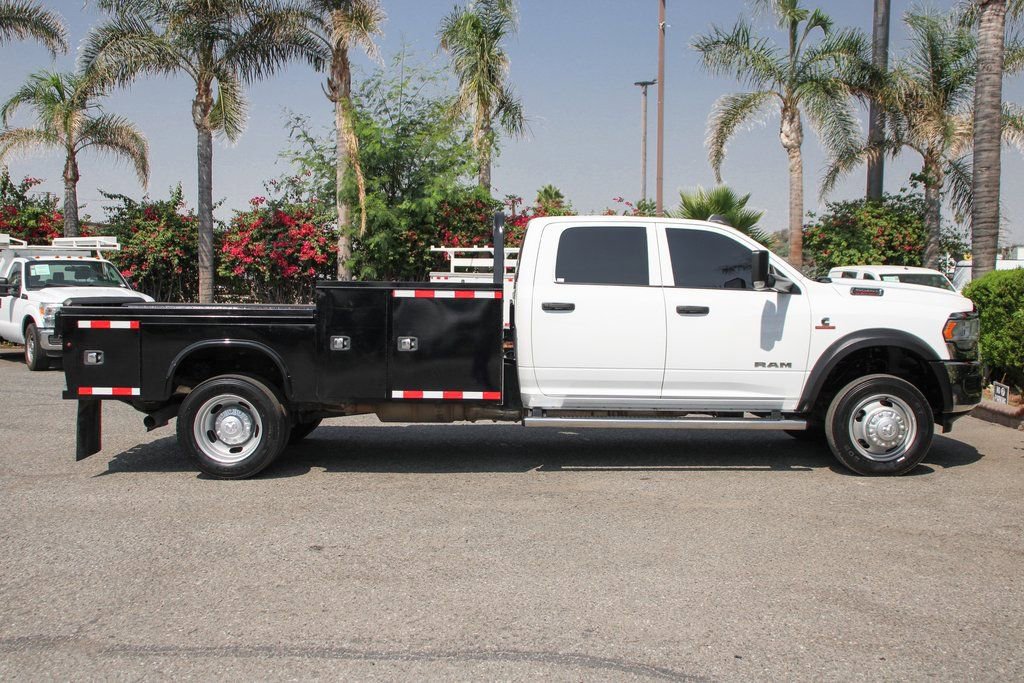 Used 2021 RAM 5500 Tradesman w/ Chrome Appearance Group image 11